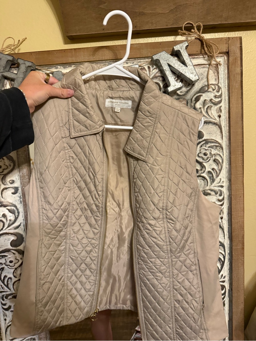 Adrienne Vittadini Quilted Taupe Sleeveless Vest